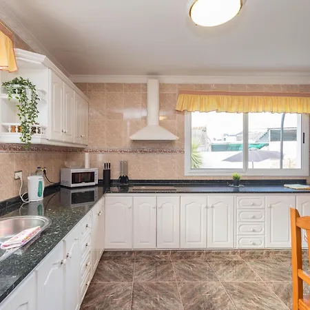 5br Llanos - Pool & Garden Chalet